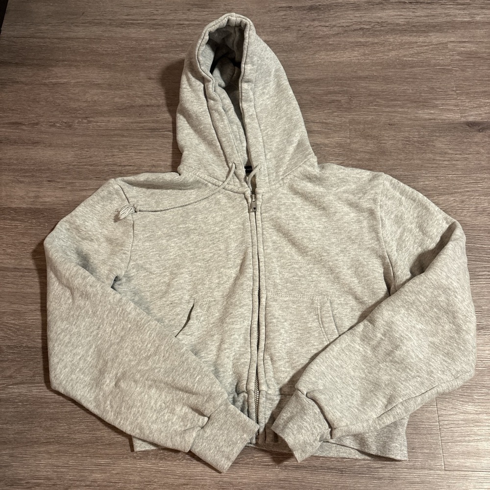 Gray Brandy Melville Zip-Up Cropped Hoodie